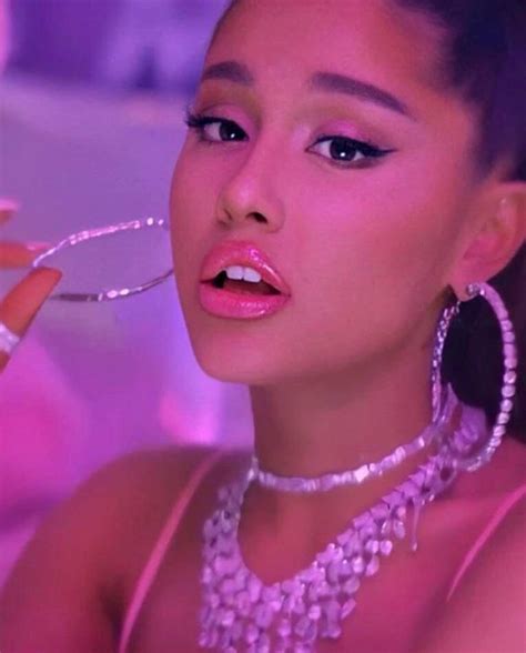 Big white cock hard for ariana grande / mia khalifa. Need to get my ...
