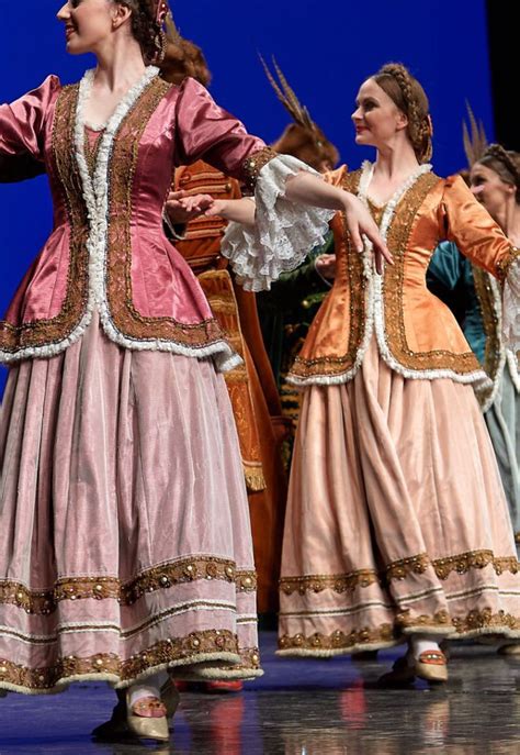 PZLPiT ,,Mazowsze’’- Polonez | Polish traditional costume, Historical ...