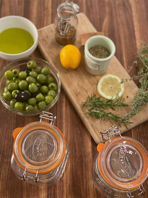 Make Ahead Appetizers: Citrus Marinated Olives – Pine & Palm Kitchen