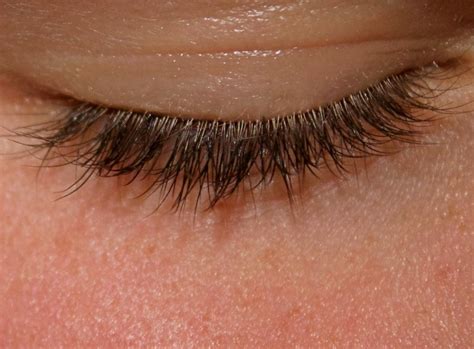 super long eyelashes  strange saga  eyelash enhancement products