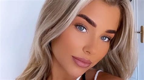 Stunning OnlyFans star and ex-footballer Madelene Wright shows off her