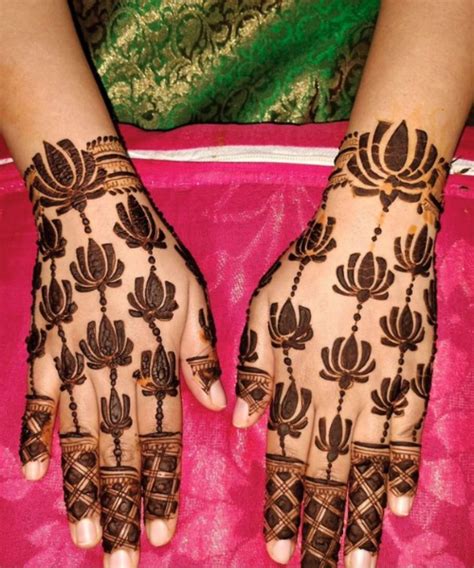 mehndi lotus simple  unique lotus mehndi designs   occasions