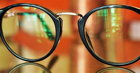 anti reflective  anti glare coatings whats  difference