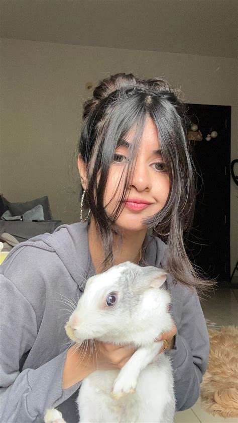 Aishwarya Harishankar | Eehee 🤍🐰💨🫶🏻 . Disclaimer- No Copyright