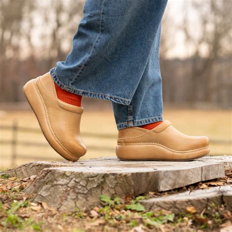 Most Comfortable Mary Janes Ranked 1 to 10! - Barking Dog Shoes