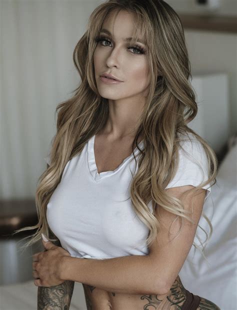 Chelsea Kayy | FHM UK - mens-magazines - Read this story on Magzter.com