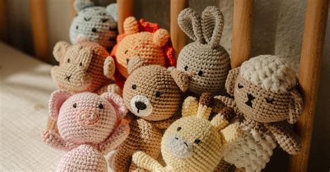 gifts   hands bitsy zoo