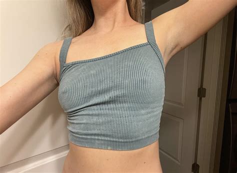 post-run sweat 🥵 : r/armpitfetish
