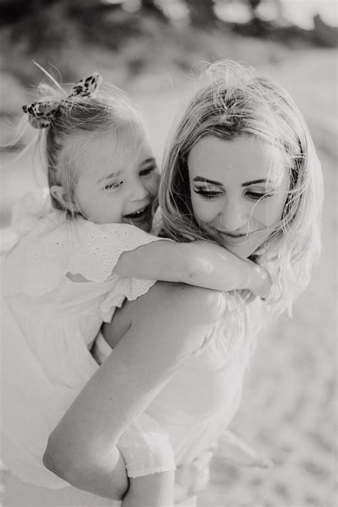 Sunset beach family photography by Samantha Donaldson, Auckland, New