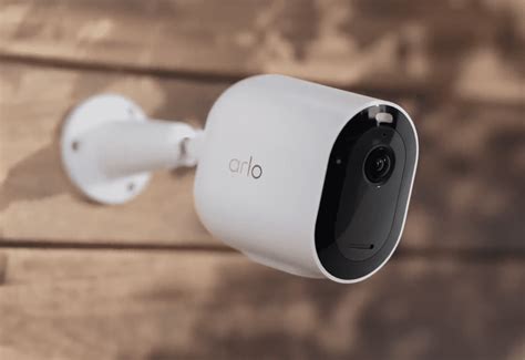 How to Set Up Your New Arlo Cameras | SafeHome.org