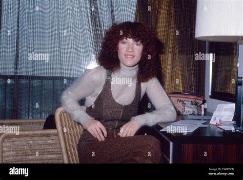 Dee Dee Songwriter Stock Photos & Dee Dee Songwriter Stock Images - Alamy