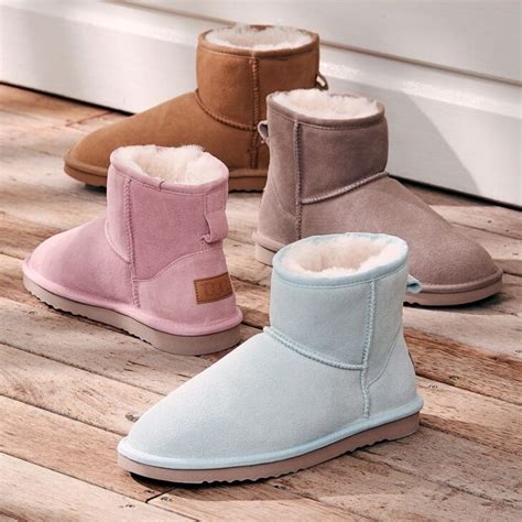 choose   uggs    frisky