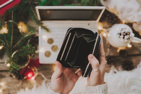 Save for the holidays with Debit Card Round Up! | Centra Credit Union