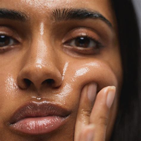 3 myths about oily skin – debunked – woods_ copenhagen
