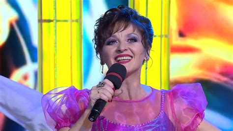 Певица Ирина Романовская с песней "Ах, ночь, голубая ночь!" в эфире 715 ...