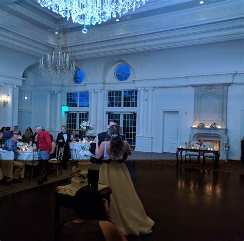 My friend and his wife amidst the camera flashes. : r/pics