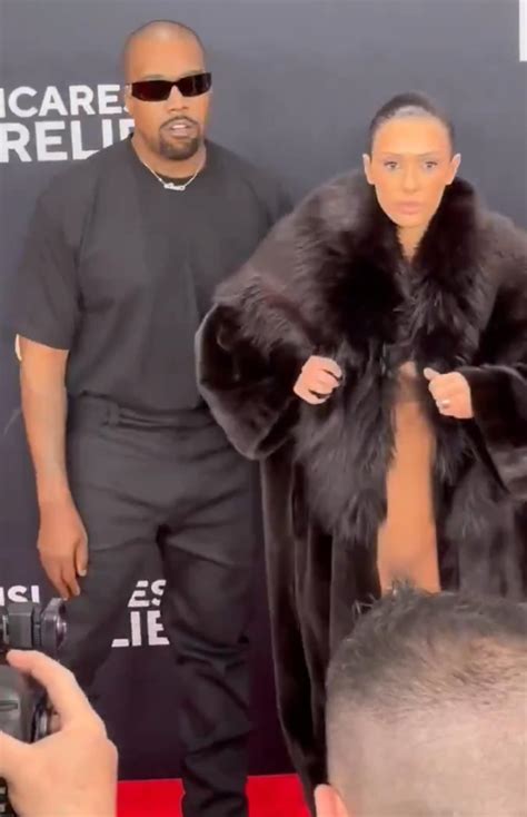 Kanye and Bianca kicked out of the Grammys after her arrival