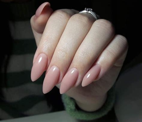 Маникюр Волгоград on Instagram: “#маникюр #наращивание #комбиманикюр # ...