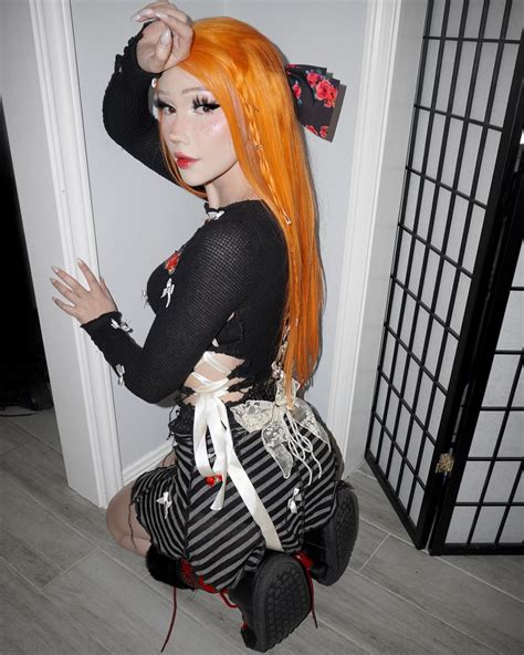 Lena Foxx ⋆⭒.⋆ ☆ | Followed your voices into a sea of crosses She