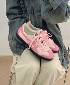 Onitsuka Tiger Tokuten | Custom Pink Retro Sneakers, Trendy Sneakers ...