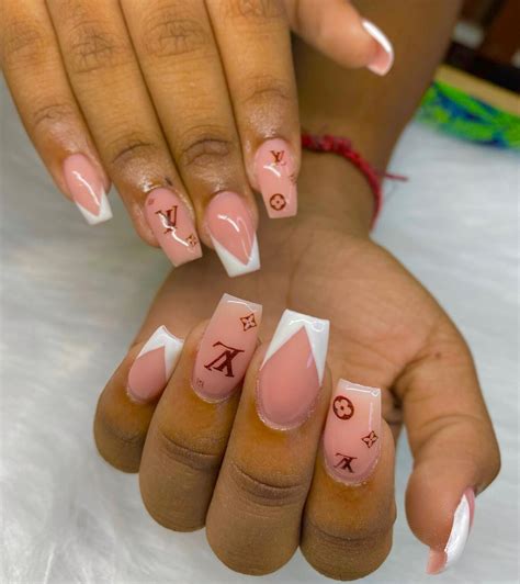 100 Iconic Louis Vuitton Nails To Try For A Luxurious Manicure