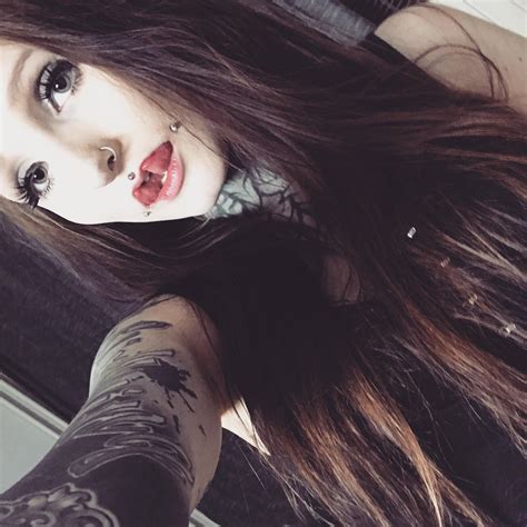 My beloved tongue split 🖤 Seriously split it three times to get it as