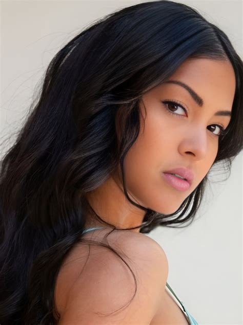 Chloe Rose (Model) Age, Height, Wiki, Bio, Career, Photos, Boyfriend