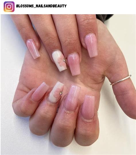55+ Stunning Ring Finger Nail Designs - Nerd About Town