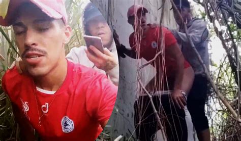 Gayzinho Dando O Cuzinho - O Rei delas dando o cuzinho no mato pra marginal - Amador