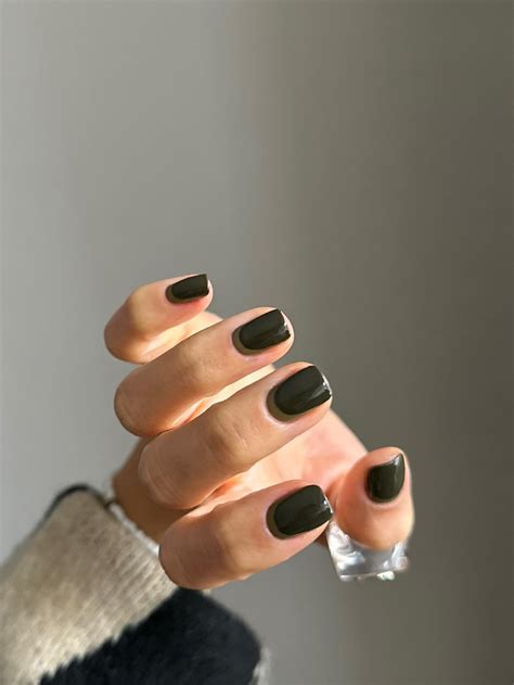 10 Fall Nail Colors That Will Be Huge in 2023 | Who What Wear