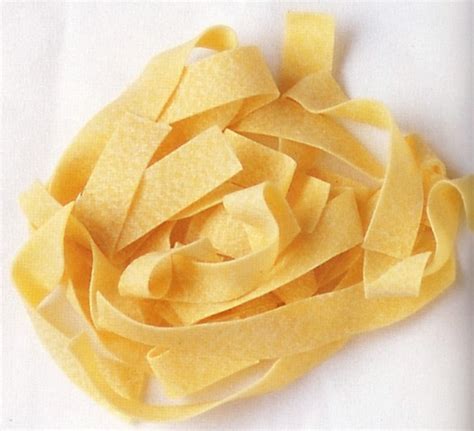pappardelle | Slovník | Vaření.cz