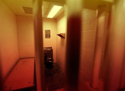 In Brutal Summer Heat, Prisoners Say Their Cells Are Like “Stifling Hot