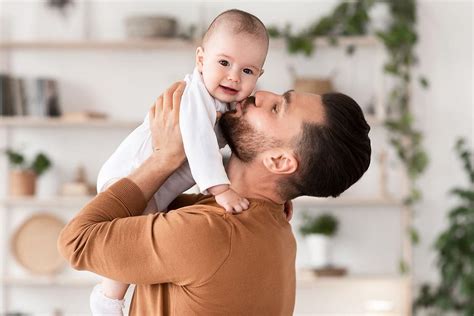 shifting role  fathers    dad  changed   post