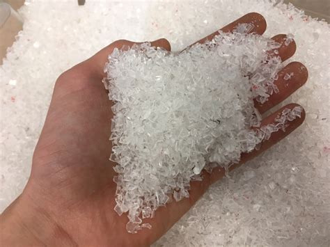 Raw Materials :: Flakes & Chips :: Polypropylen flakes - transparent ...
