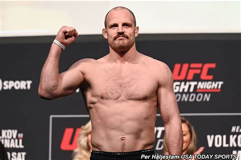 gunnar-nelson-ufc-fight-night-204-ceremonial-weigh-ins | MMA Junkie