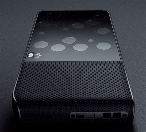 A Tiny 16-Lens Camera – Fubiz Media