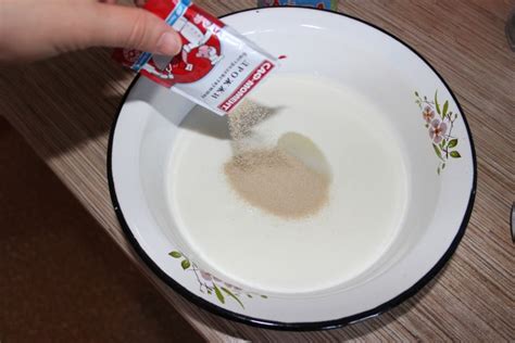 Домашненький пирог с рыбной консервой и рисом