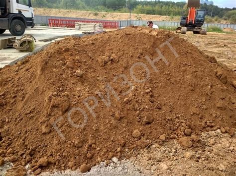 Суглинок купить у нас с доставкой в Москву и Московскую область