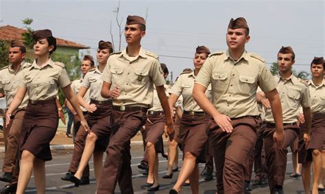 Colégio Estadual Da Polícia Militar De Goiás Gabriel Issa