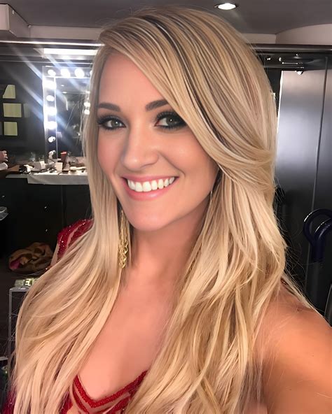 Khan - Carrie Underwood 🥰🥰 | Facebook