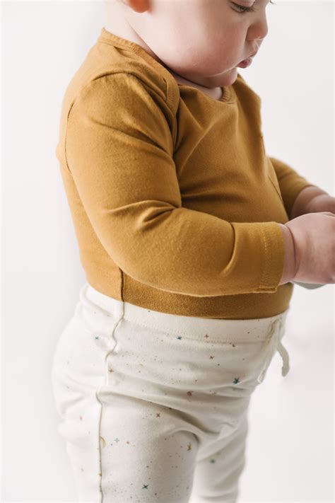 Garment Dye Long Sleeve One-Piece - Caramel – Pehr
