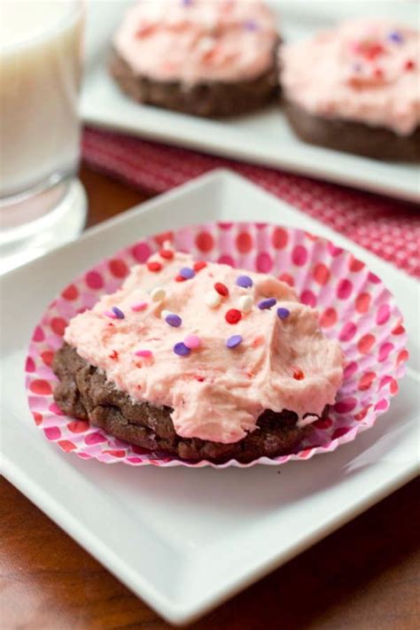 strawberry buttercream frosted chocolate cookies    kitchen