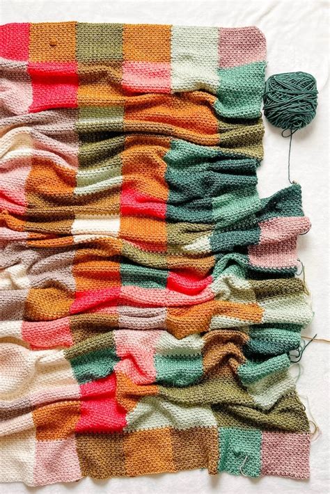 20 Temperature Blanket Patterns (The Ultimate Guide) - Handy Little Me