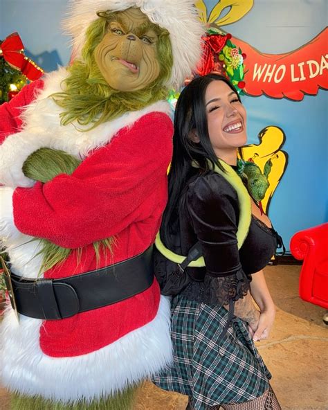 Anita (@tinahexplorez) • Instagram photos and videos