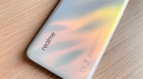 Обзор смартфона realme 9: Snapdragon 695 и 120 Гц | ichip.ru