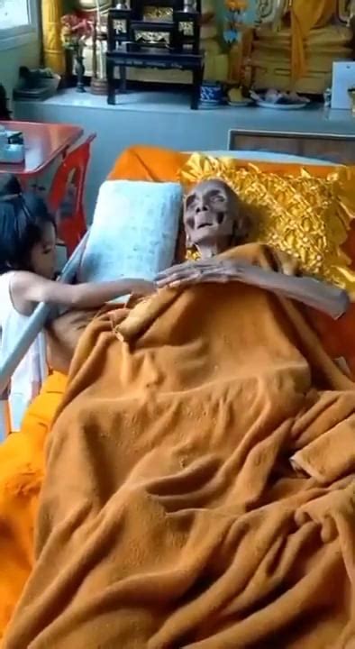 109 year old thai buddhist monk Luang Pho Yai. Monk passed away on ...