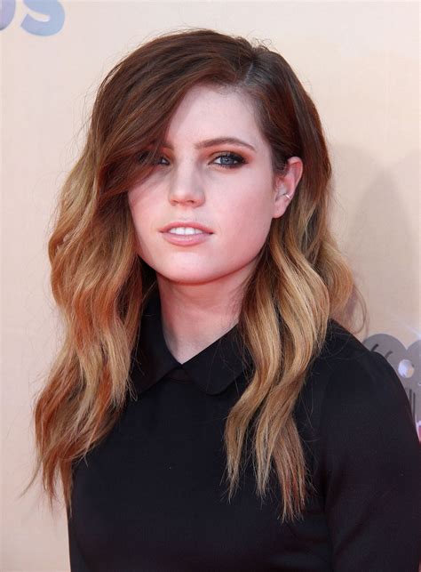 Brunette Actresses In Their 20S, 20 Hottest Brunette Actresses in