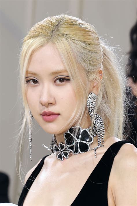 Rosé of Blackpink's Met Gala 2021 Look Showed Off the Best of K-Pop