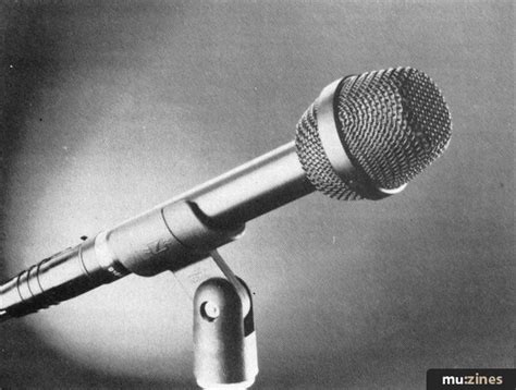 Sennheiser Microphones (IM Jan 85)