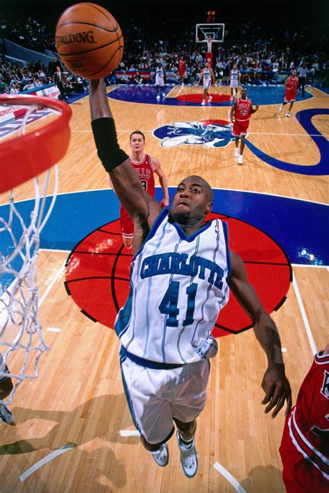 10 Greatest Charlotte Hornets Players Of All Time - Fadeaway World